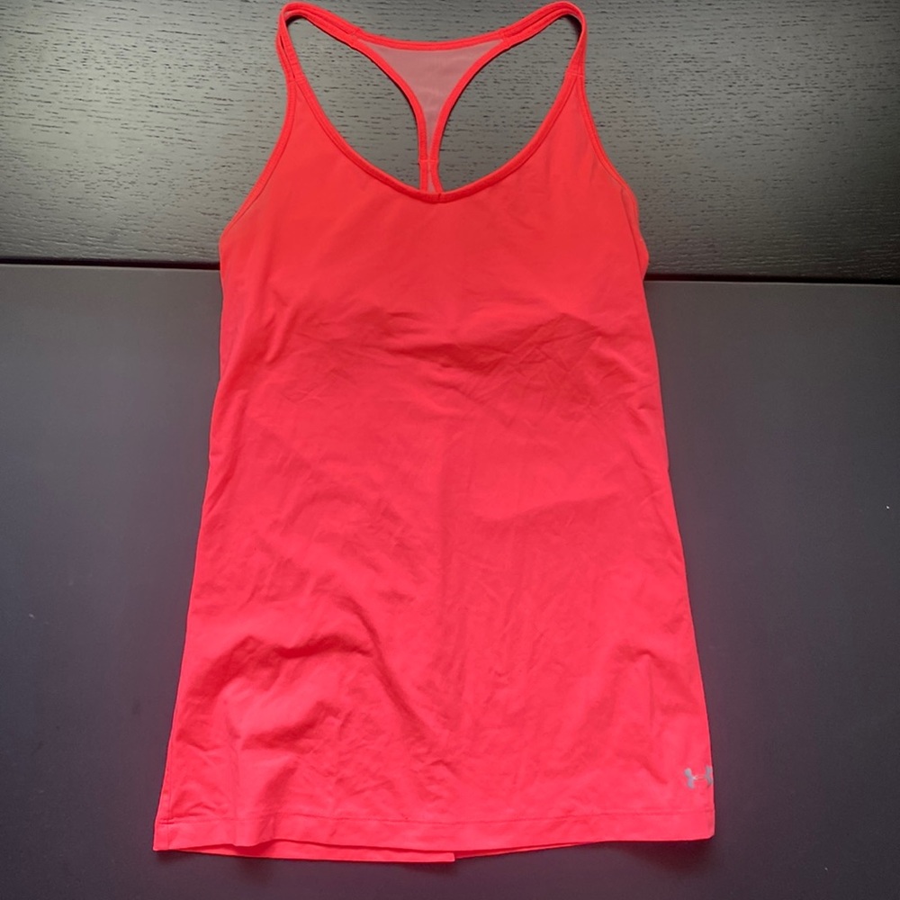 Women’s workout under armor top